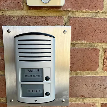 Vintage Banlieue Bxl Apartment